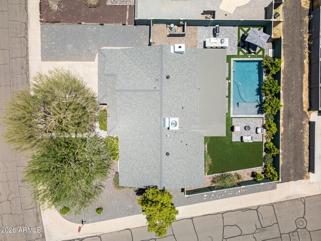 Building Photo - 1971 E Del Rio Dr