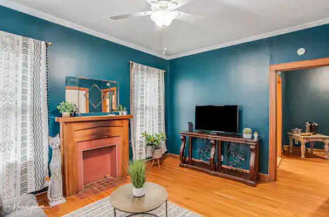 Building Photo - ALL BILLS PAID/FURNISHED APARTMENT