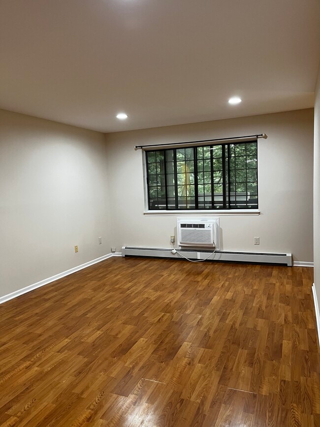 Living room - 125 Warner Hill Rd