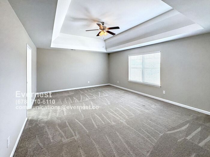 Building Photo - 3177 Alhambra Cir