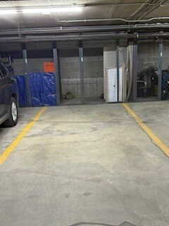 Building Photo - 200 N Addison Ave