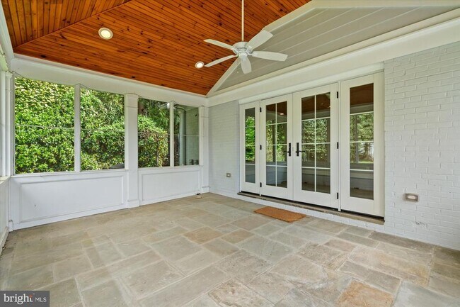 Building Photo - 4905 Dorset Ave