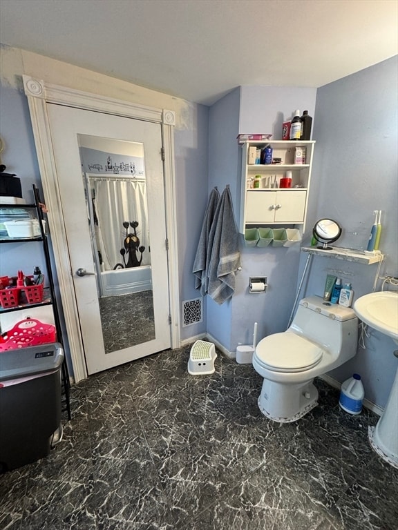 Building Photo - 22 Almont St