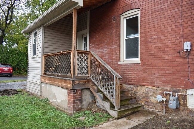 Building Photo - 316-318 North Henderson Street