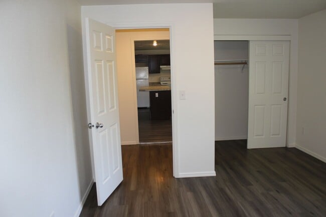 Building Photo - Four bedroom ranch