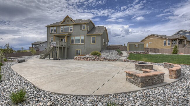 Building Photo - 10023 Crews Gulch Ct.