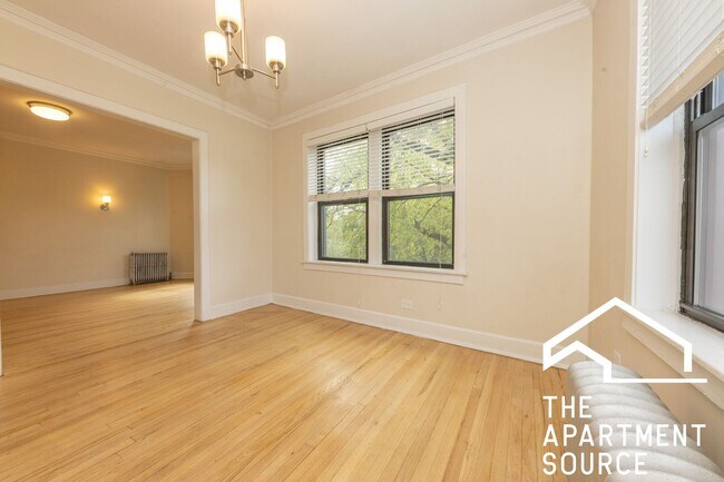 Building Photo - 209 Kedzie St