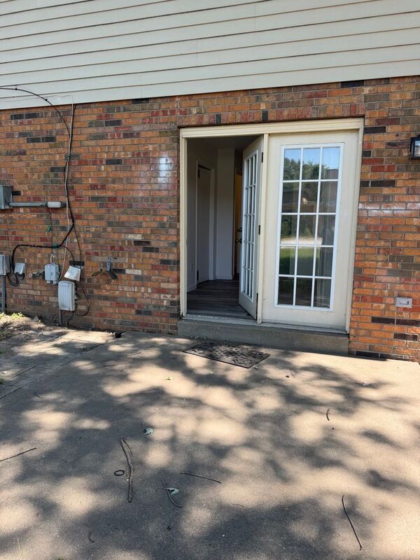 Building Photo - 915 Belle Valley Dr