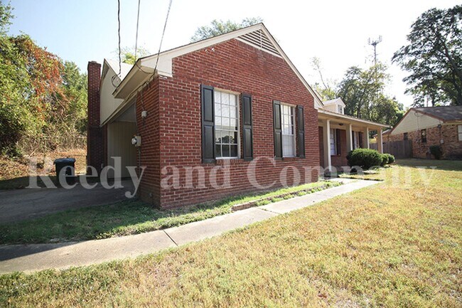 Building Photo - 2600 Clearpark Cove