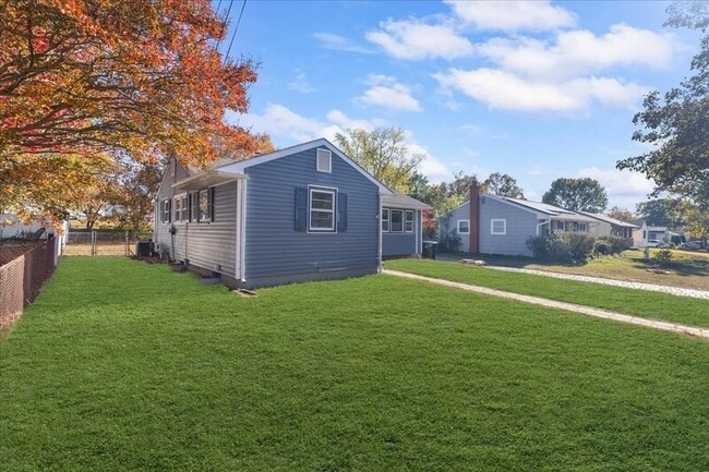 Building Photo - 128 E Military Dr