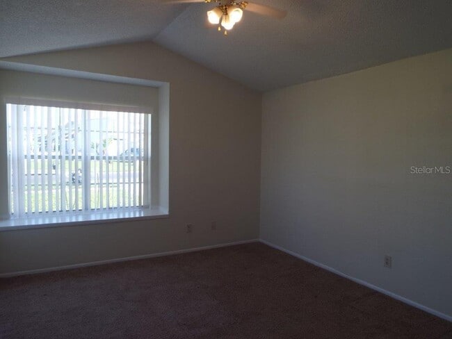 Building Photo - 2542 Davenport Cir