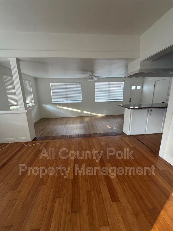 Building Photo - 2700 Homer Cir