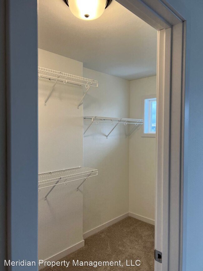 Building Photo - 4 br, 2 bath House - 5551 Lori Lane W