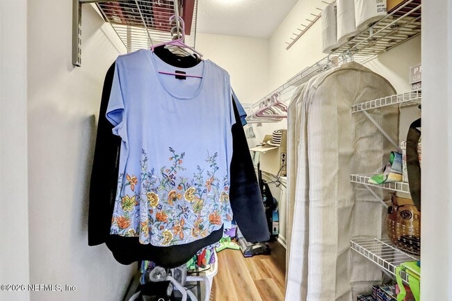 Building Photo - 9762 Summer Grove Way S