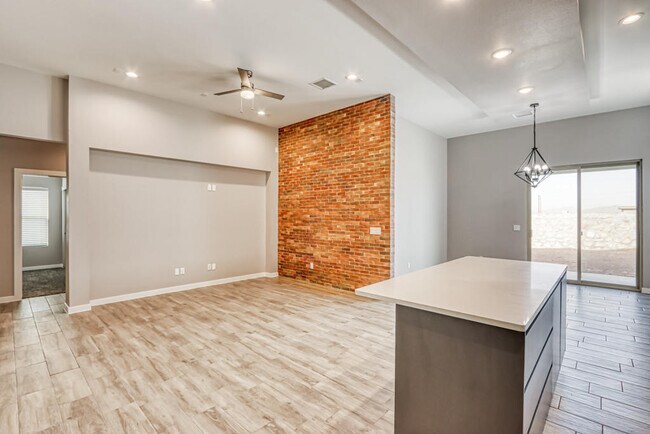 Building Photo - 409 Beech Tree Dr