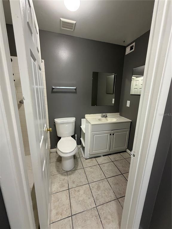 Building Photo - 2121 S San Gully Rd