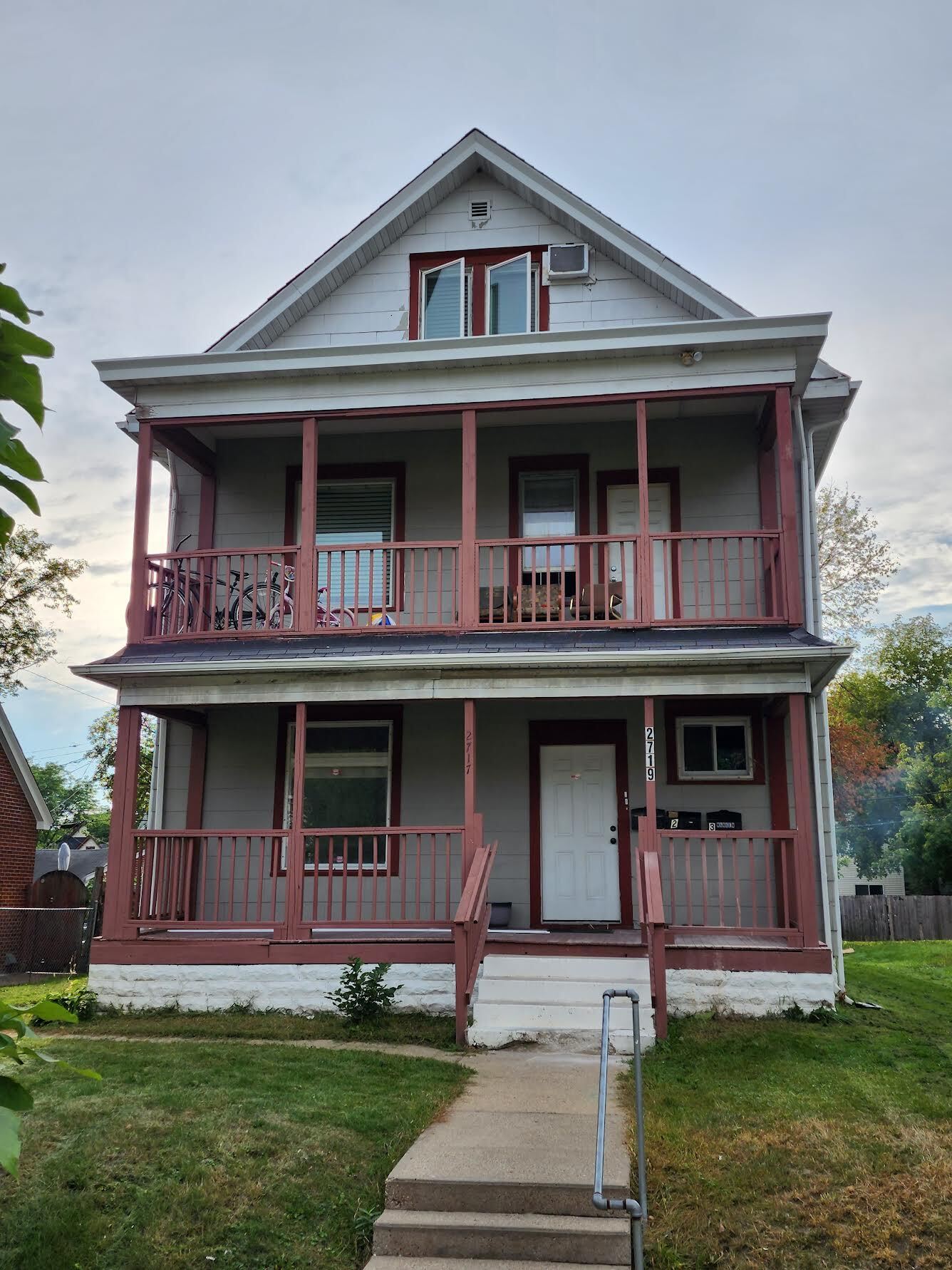 Front View - 2717 Aldrich Ave N