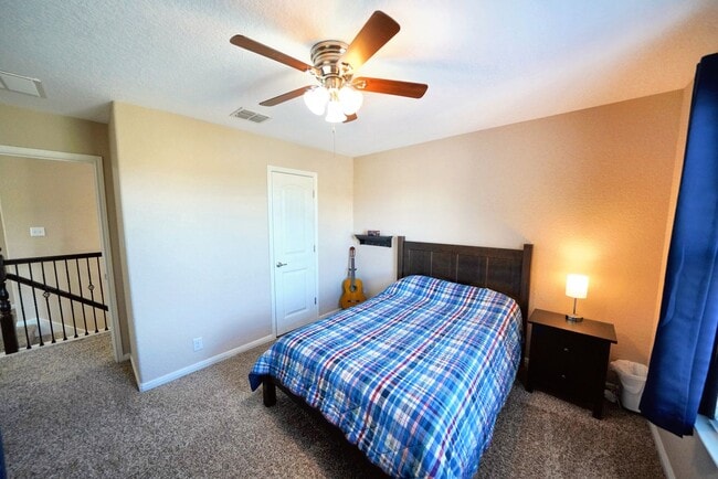 Building Photo - Executive 5-Bedroom Home in Coveted Crossvine Subdivision - Realtor Commission: $750