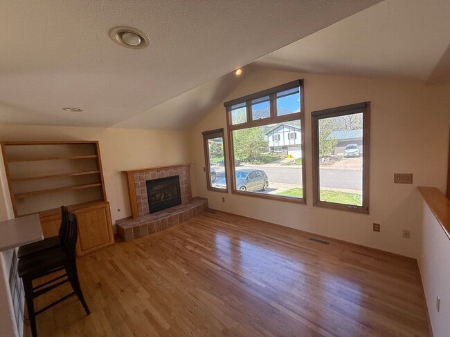 Building Photo - Perfect Table Mesa Family Home with Fully ...