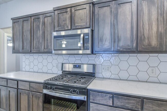 Building Photo - 3313 Mt Nebo Dr