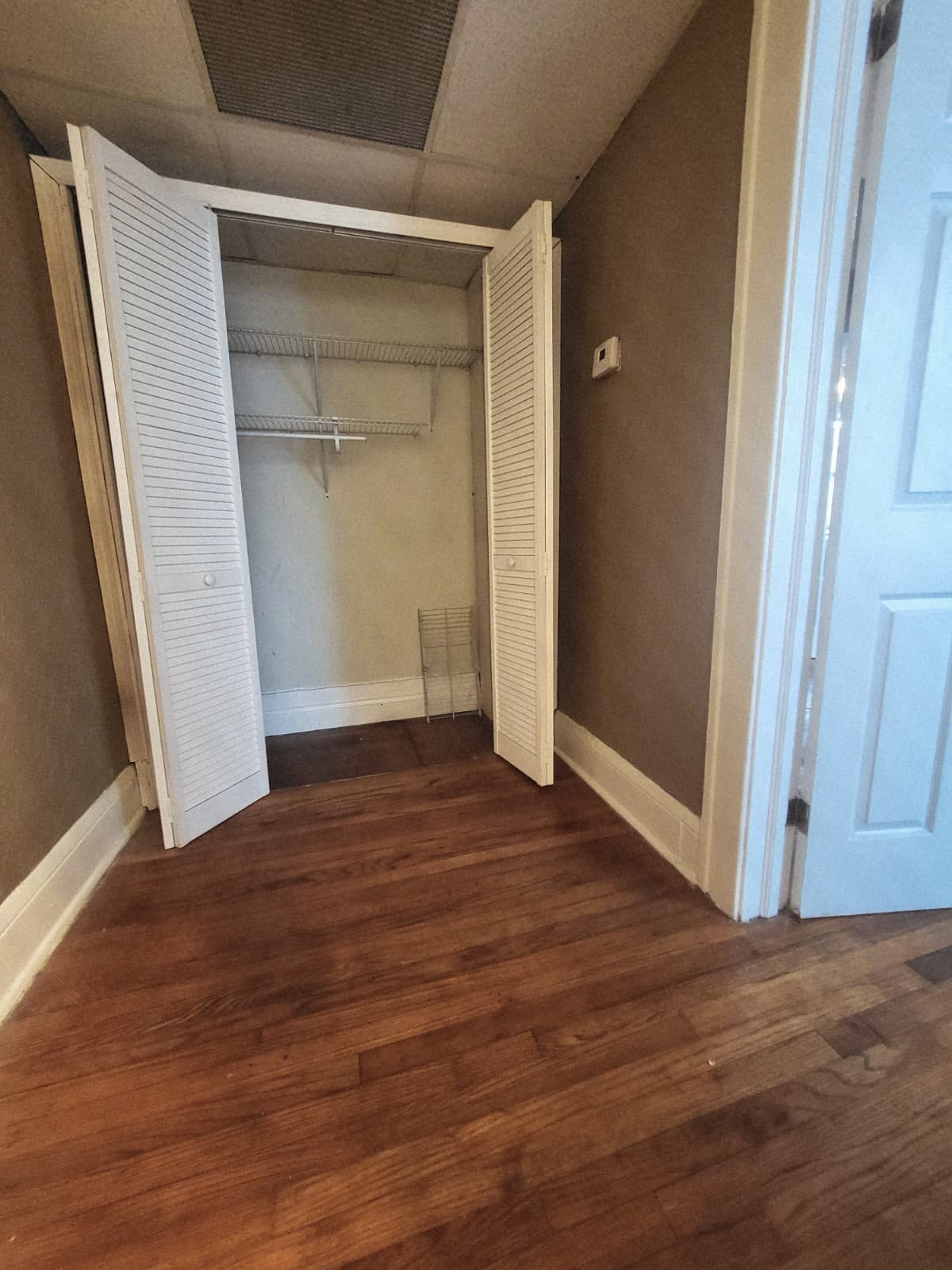 Building Photo - 1308 Willow Branch Ave