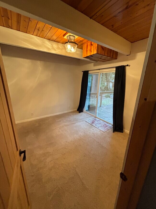 Building Photo - 51725 Jasper Ln