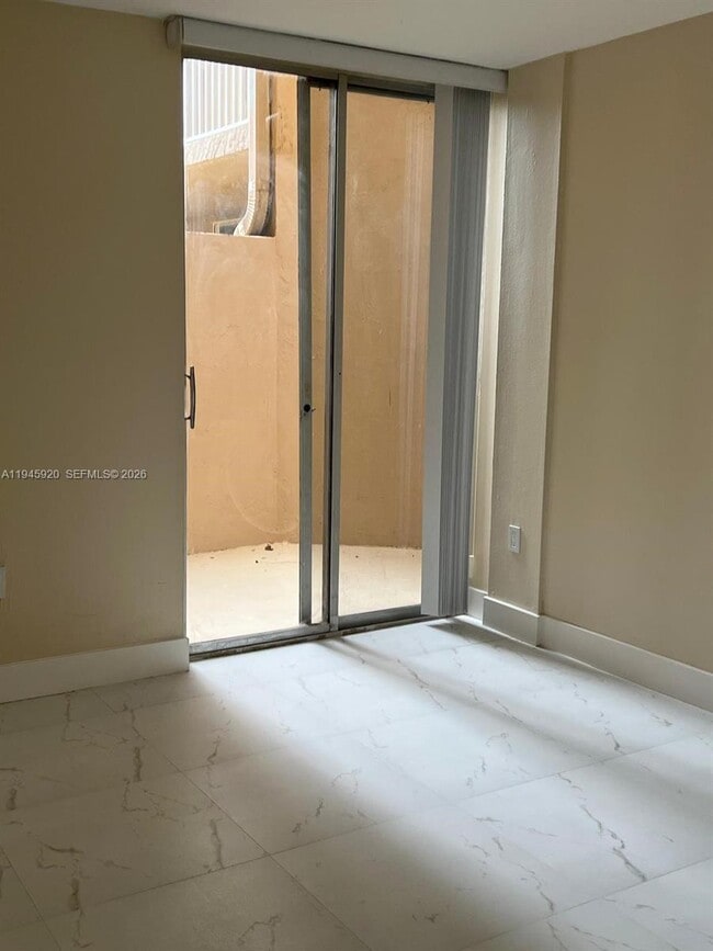 Building Photo - 10801 SW 109th Ct