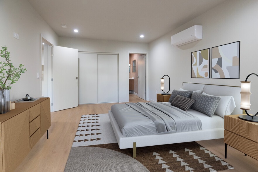 Building Photo - 4519 Finley Ave