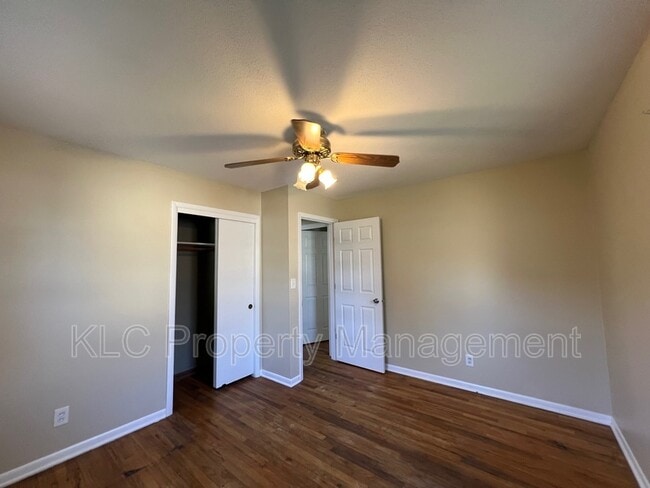 Building Photo - 1222 SW Ordnance Road