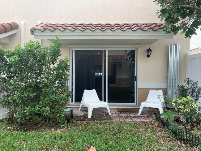 Building Photo - 2821 NW 180th St