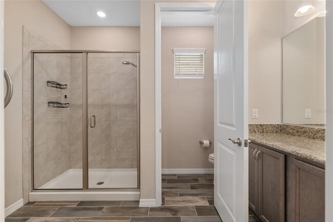 Building Photo - 5587 NW 40th Pl