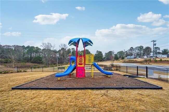 Building Photo - 204 Silverleaf Trl