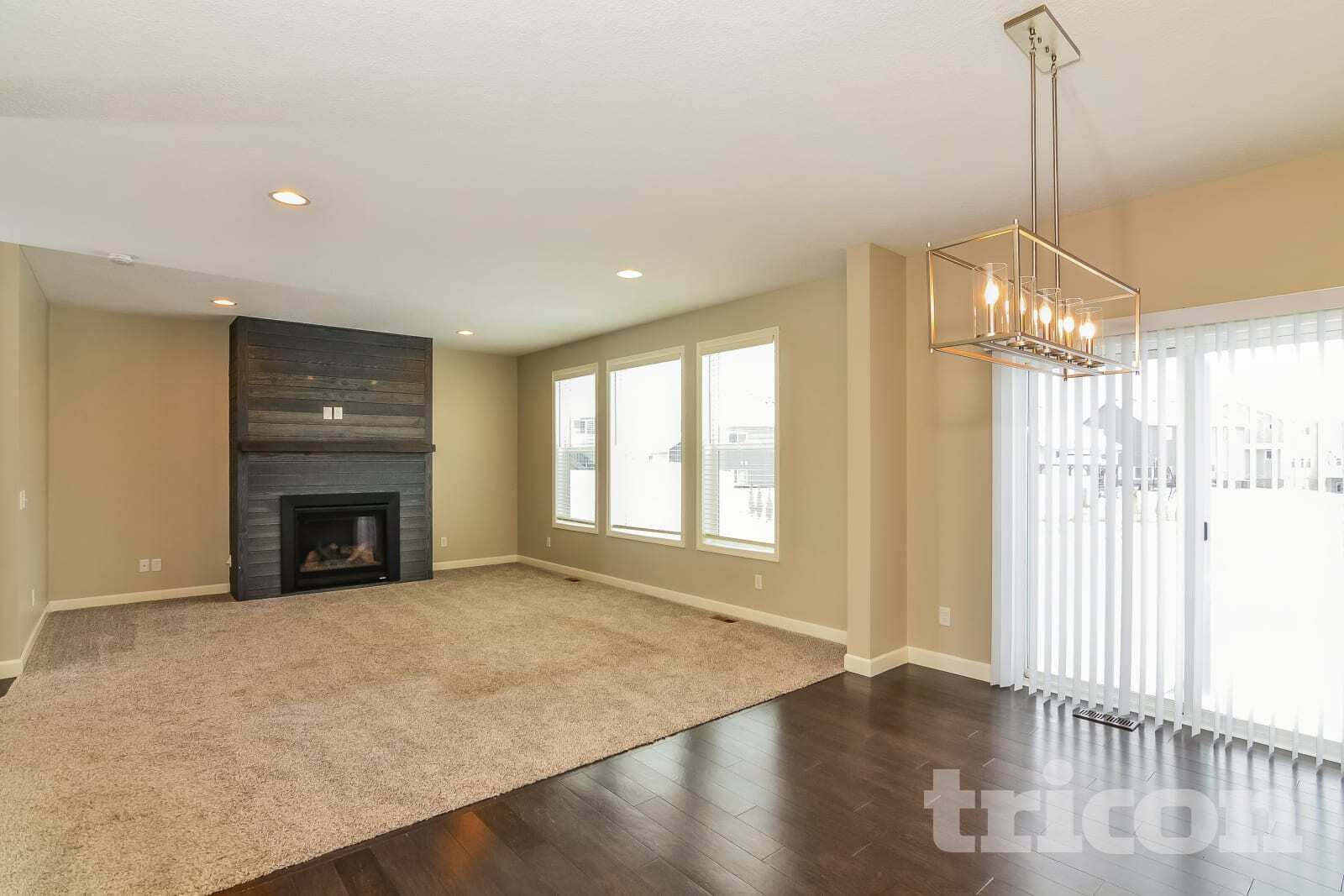 Building Photo - 14060 Ailesbury Ave