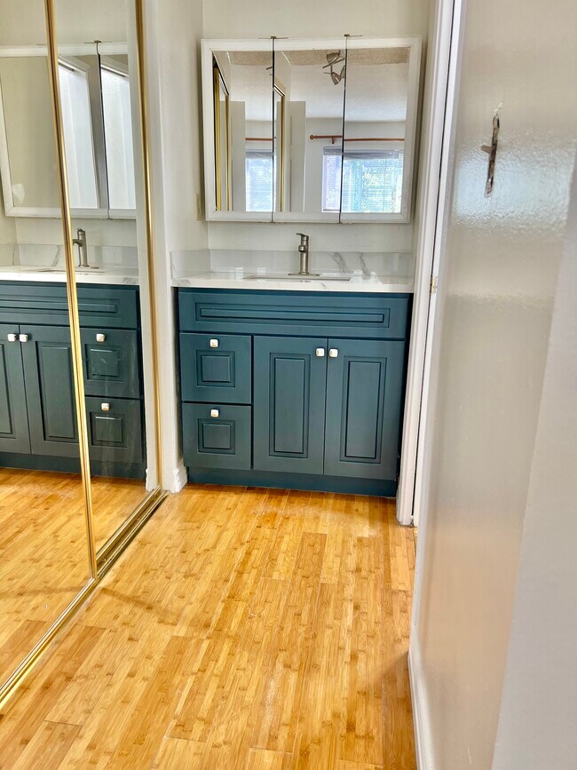 Building Photo - 1218 Amethyst St