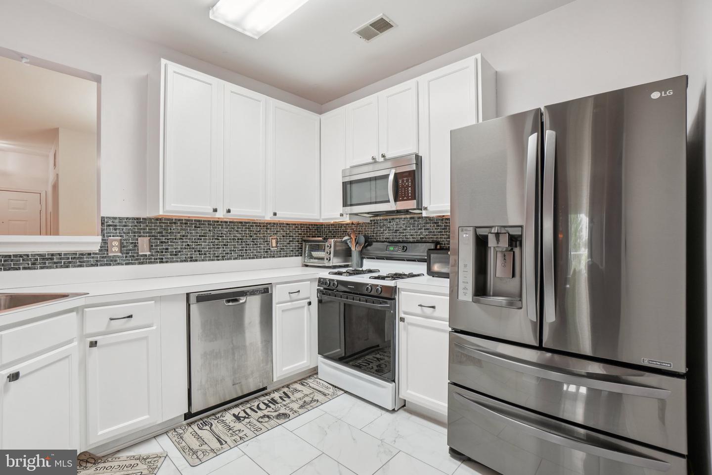 Building Photo - 11322 Westbrook Mill Ln