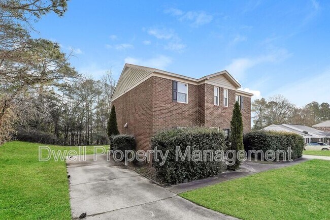 Building Photo - 429 Evans Mill Dr