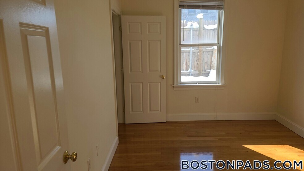 Building Photo - 9 Gardner Terrace