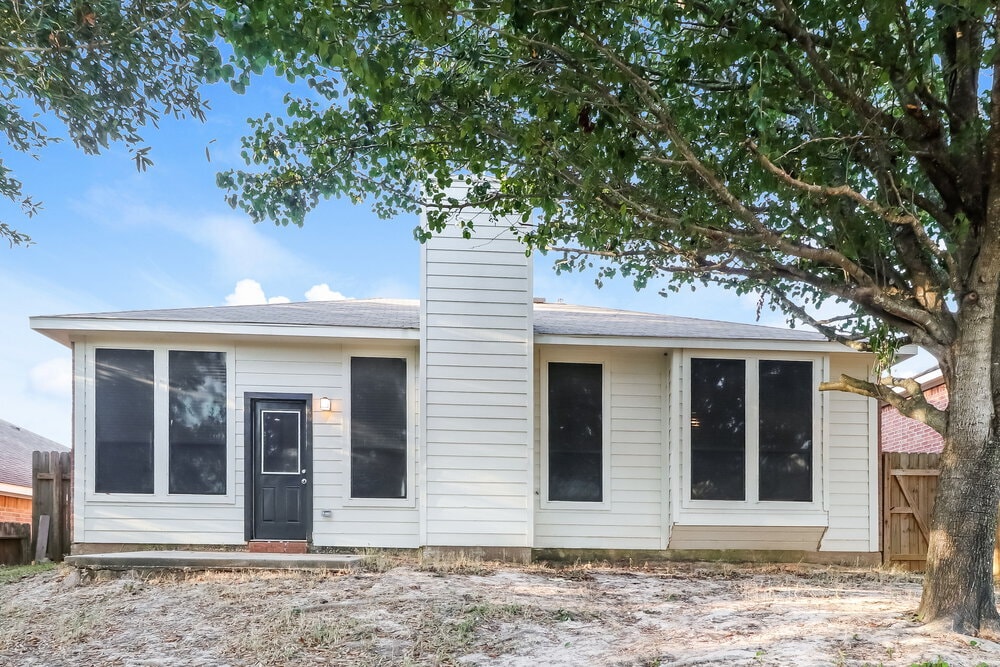 Building Photo - 2307 Jefferson Crossing Dr