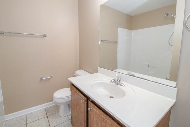 Building Photo - 1449 Mutual Dr