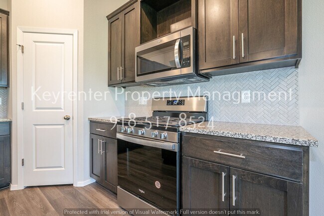 Building Photo - BRAND NEW 4 BEDROOM SIMMONS HOME IN BIXBY!!!