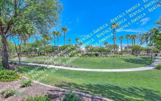 Building Photo - 17175 W Blue Sky Dr