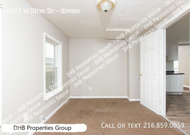 Building Photo - W30th St Triplex
