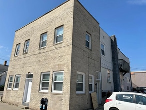 Building Photo - 119 S Walnut St