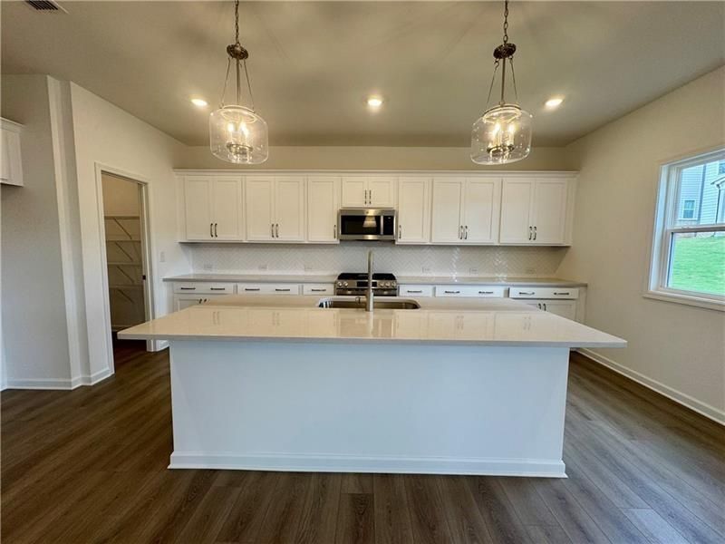 Building Photo - 5441 Hargrove Way