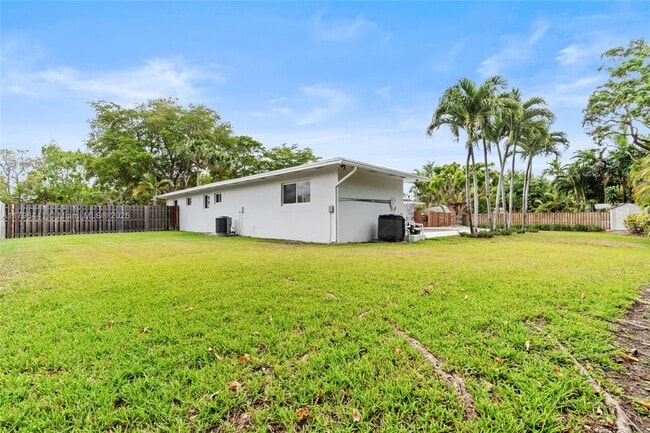 Building Photo - 8860 SW 160th St
