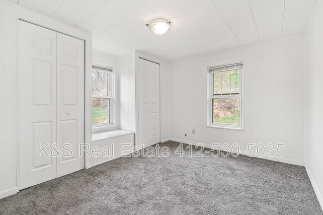 Building Photo - 134 Groveland St