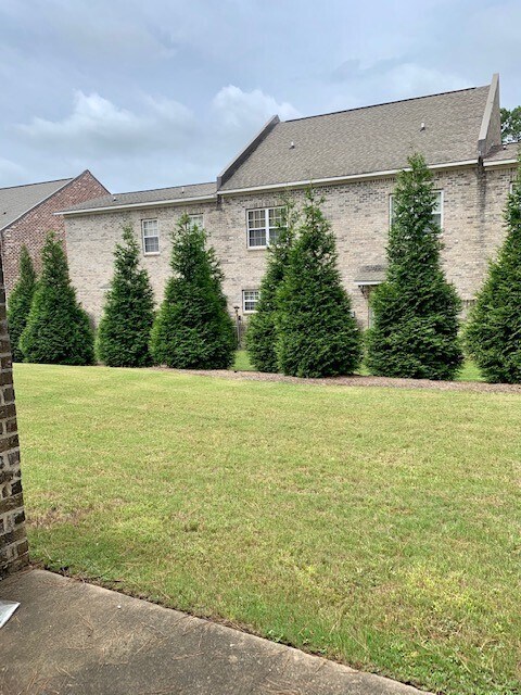 Building Photo - 2206 Anderson Rd