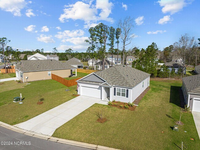 Building Photo - 1561 Pleasant Holw Ct SE