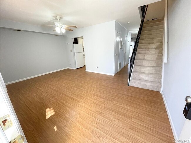 Building Photo - 34 Wooded Way