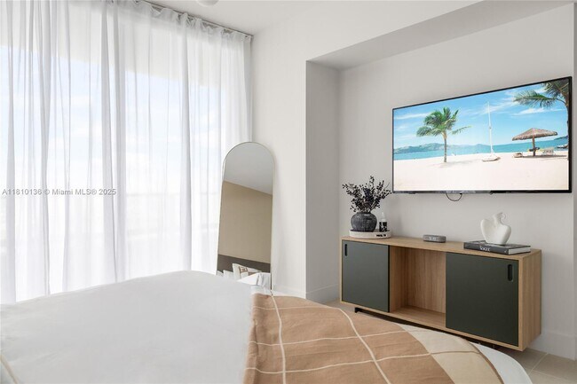 Building Photo - 159 NE 6th St